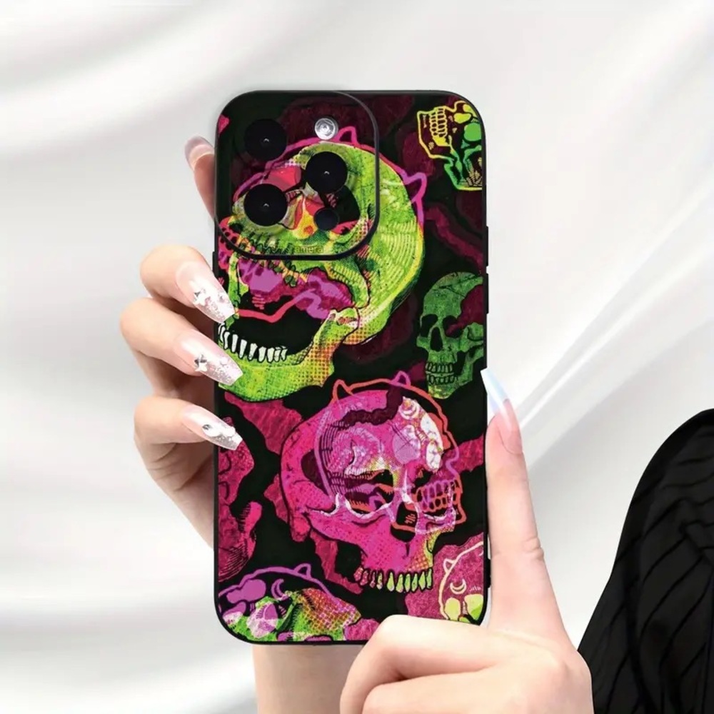 New soft iPhone case with bright skulls for iPhone 11 iPhone 12/12 pro iPhone 13